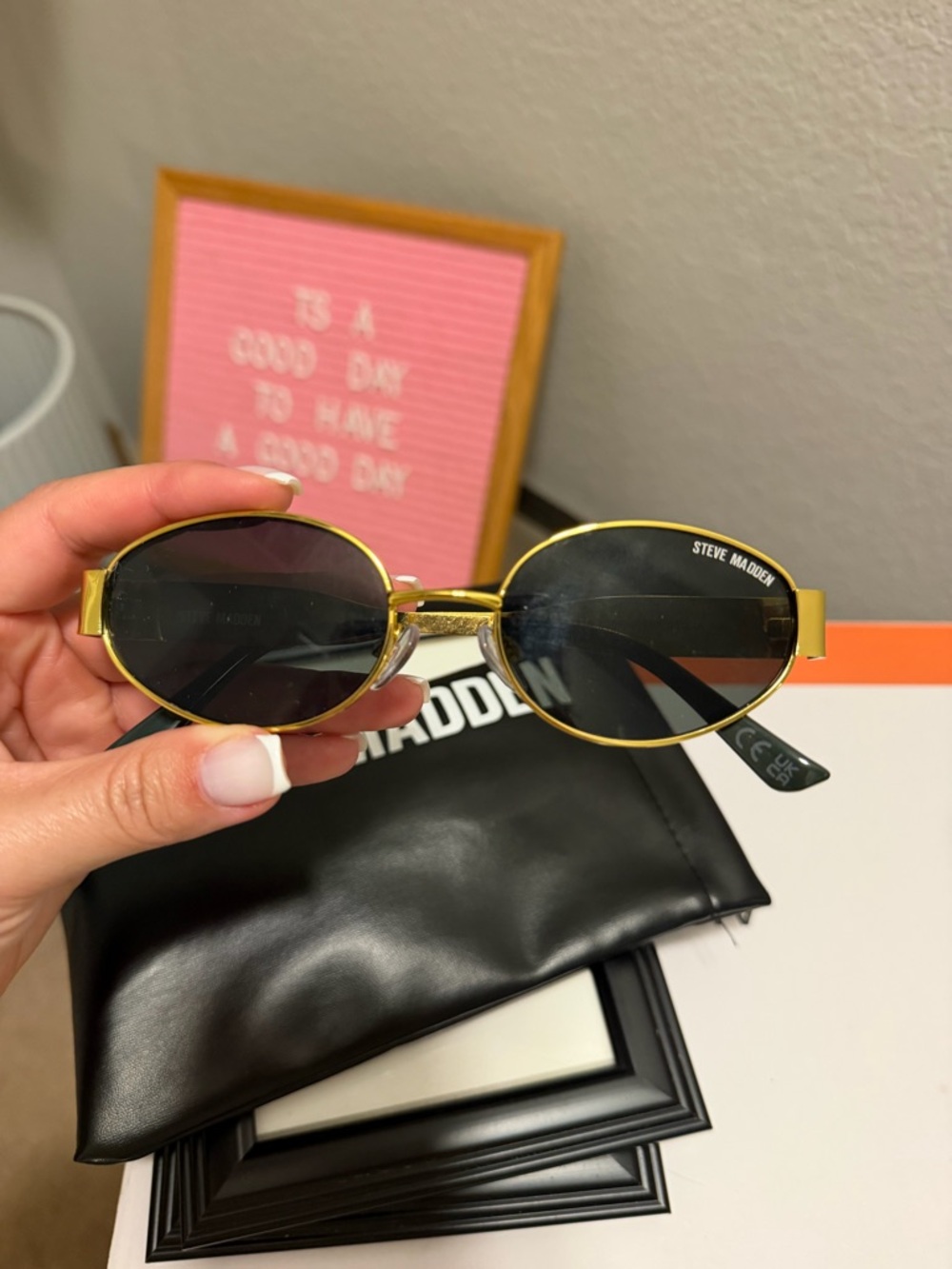 Steve Madden Gold Oval Sunglasses with Black Lenses